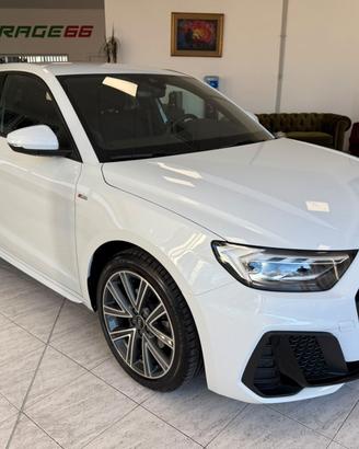 Audi A1 S LINE EDITION Identity Black