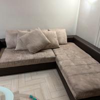 Divano 4/6 posti con cintenitore e pouf