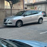Lancia delta 1.6 120cv platino