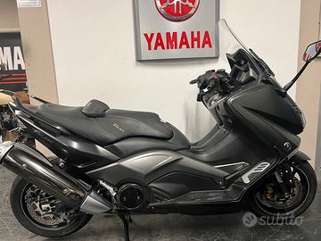 Yamaha tmax 530