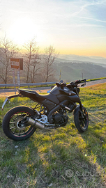 Moto Yamaha MT 01 - 125