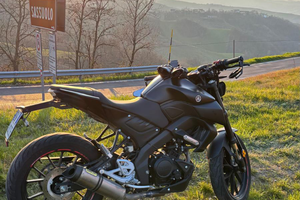 Moto Yamaha MT 01 - 125