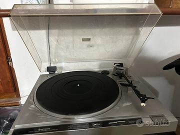 Giradischi vintage  Hitaci