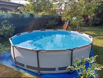 Piscina (Leggere bene descrizione)