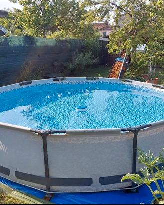 Piscina (Leggere bene descrizione)