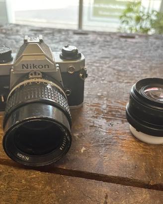 Nikon FM 2 con 2 obbiettivi