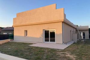 Appartamento di 110 m² con 3 locali e posto auto a