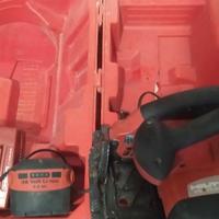 Circolare a batteria Hilti 