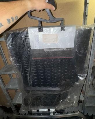 Tappetini gomma originali Audi Q7 4M nuovi