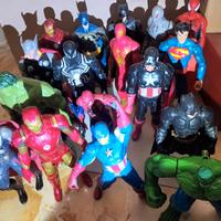 SCONTO DA 170 A 59 EURO 18 SUPER EROI  30 CM