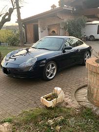 Porsche 996 carrera 4