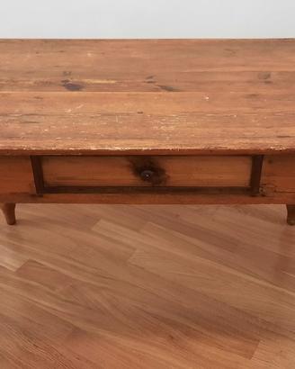 Tavolo in legno fine 800