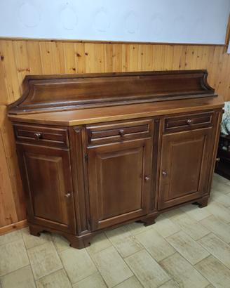 Credenza in legno di castagno