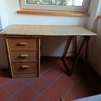 scrivania rattan 