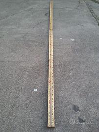 Stadia o Mira o Asta graduata per geometra vintage