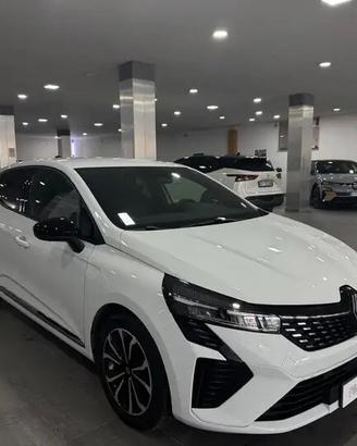 Renault Clio TCe 90 CV 5 porte Techno