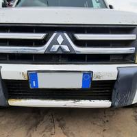 MITSUBISHI PAJERO 2010 - PARAURTI ANTERIORE