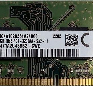Samsung M471A2G43BB2-CWE - Memoria RAM da 16 GB DD