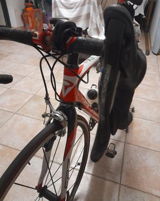 Pinarello FP7 10V Campagnolo Chorus