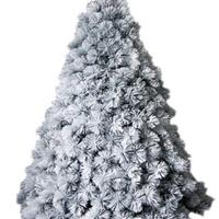 Albero di natale innevato