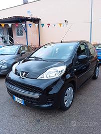 Peugeot 107 1.0 68 CV 5p. Active Impeccabile!!!!!