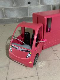 Camper Barbie