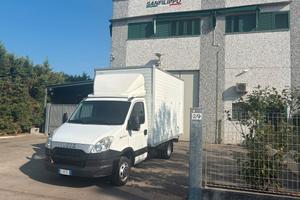 Iveco Daily 35C11 Box in lega