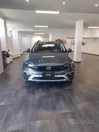 Fiat Tipo 1.5 Hybrid DCT 5 porte City Cross