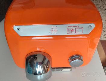 ASCIUGAMANI ELETTRICO