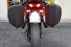 moto tracer 9 gt 