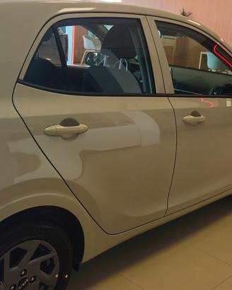 kia pianto 