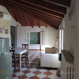 Mansarda con terrazzo