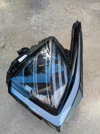 proiettore destro Kia Sportage nq5