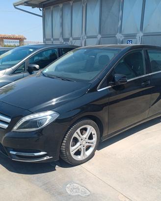 Mercedes-benz B 180 CDI BlueEFFICIENCY Premium