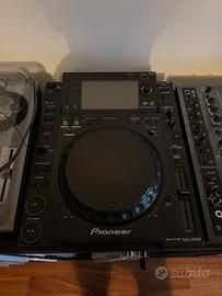 Consolle Pioneer CDJ 2000 + Allen & Heath Xone 42