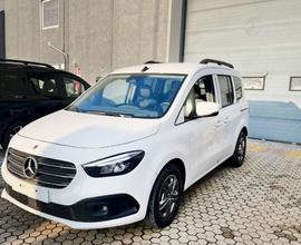 MERCEDES-BENZ T 180 d Sport