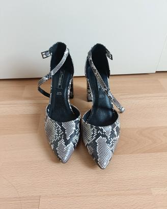 Slingback pitonate con tacco 