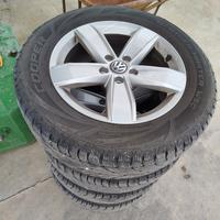 cerchi e gomme invernali originali Volkswagen 