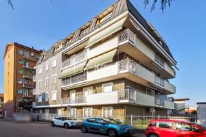 LUMINOSO TRILOCALE CON BALCONE!!