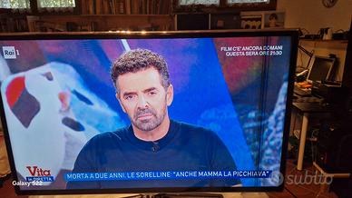 SAMSUNG TV 46"  LED  SMART TV