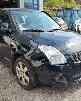 Ricambi SUZUKI SWIFT . 4X4 1328cc benzina del 2009