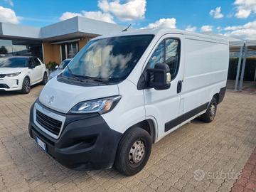 Peugeot Boxer 330 2.2 HDi 3 Posti