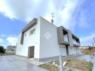 6 LOCALI A TREBASELEGHE