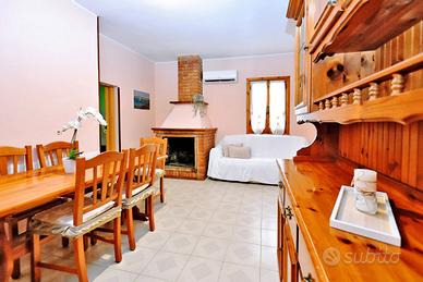 Casa indipendente con cortile privato