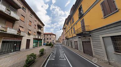 Stanza singola con balcone - Saronno FS