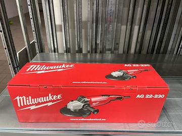 Smerigliatrice angolare Milwaukee nuova AG 22-230