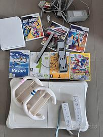 Nintendo Wii con Accessori e Giochi