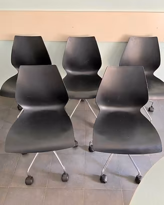 Kartell " Maui"   Sedia Senza Braccioli Girevole