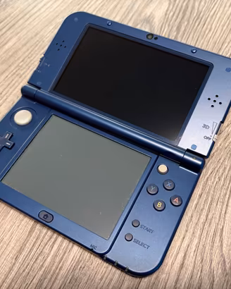 NINTENDO 3DS XL NEW + GIOCO MARIO KART 7