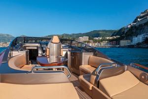 Rivarama 44 + 2 Man 800 cv